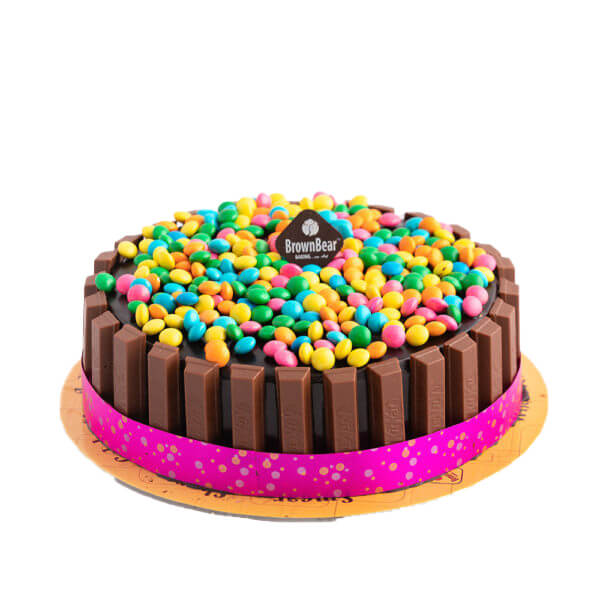 Nazmi's Homemade CAKES - Kitkat Gems choco fudge cake 1500 for 1.3 kg (cake  1 kg) 800rs for 750 gm(cake Half kg) Nazmi's Homemade cakes  https://www.facebook.com/Nazmicakes FSSAI NO:21320137000756  https://instagram.com/nazmiscakes?igshid=1s247h8quqolw ...
